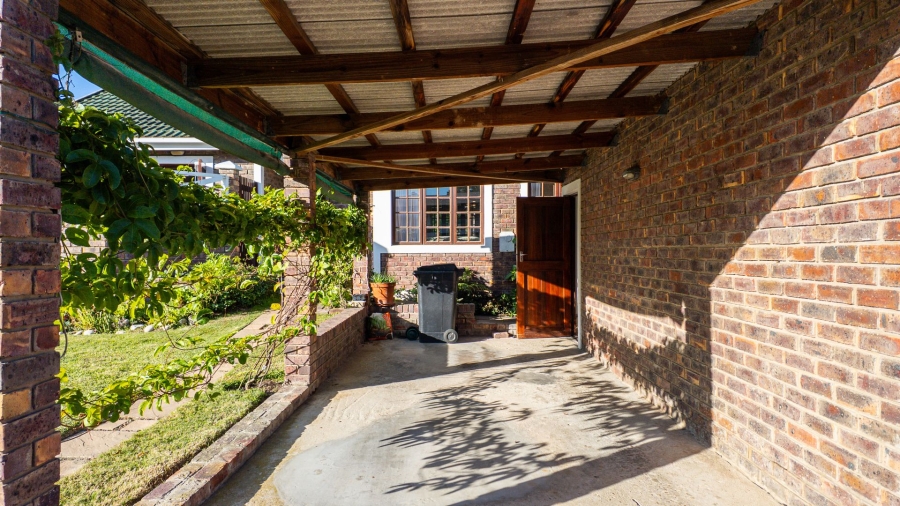 2 Bedroom Property for Sale in Old Place Western Cape